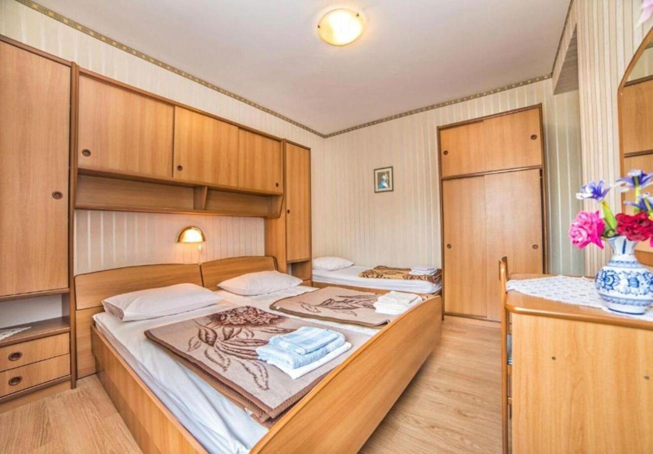 Apartments Dusa Banjol Eksteriør bilde